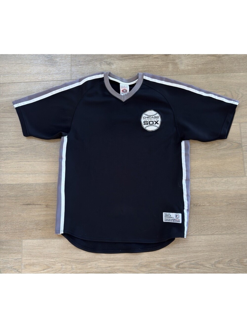 Chicago White Sox True Fan MLB Jersey Shirt Men’s Large Black V-Neck Baseball